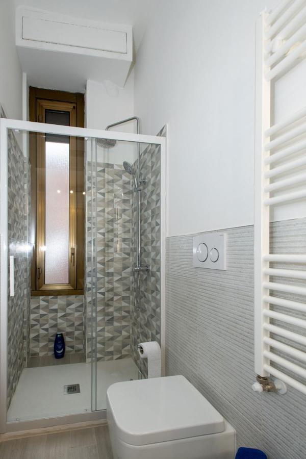 Apartamento The Palm Sisters - Navigli, Bocconi Milán Exterior foto